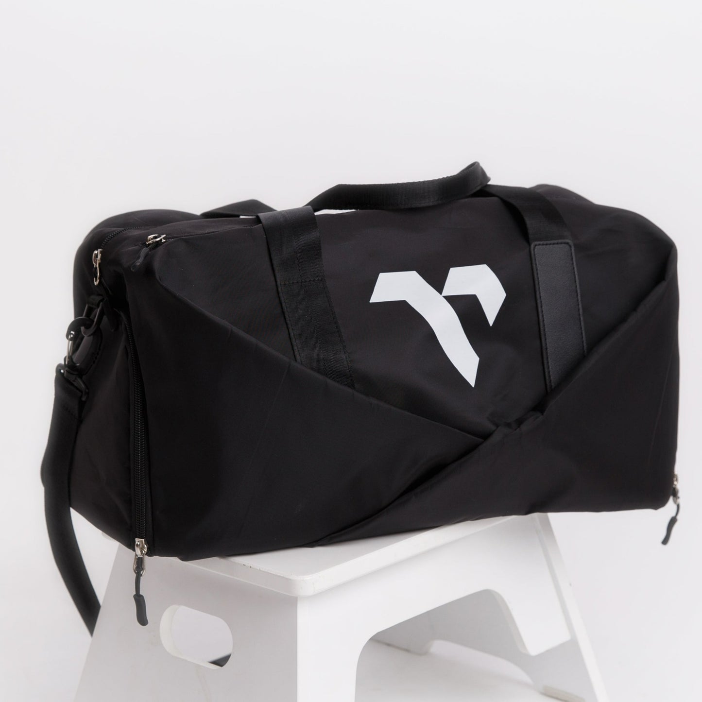 VNCNT Gym Bag - Black
